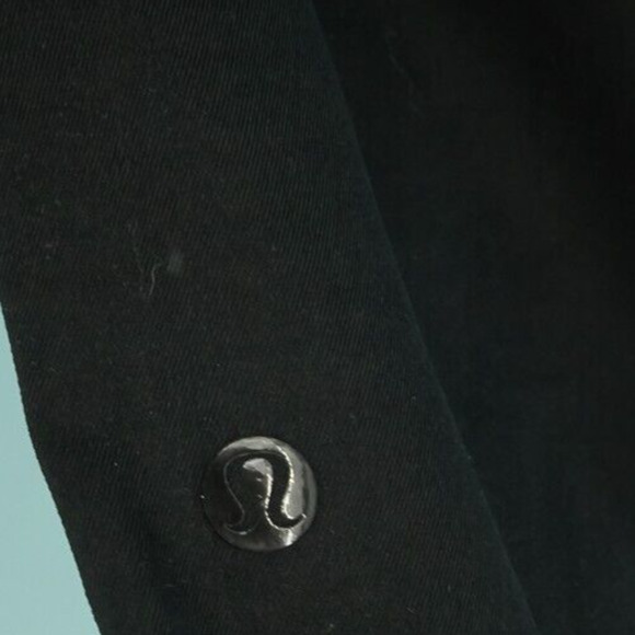 Lululemon Size 6 Black Trek Urbanite Twill Button Zip Tapered Leg Ankle Pants - Picture 2 of 5